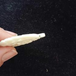 Kemik El Oyma Kolye Ucu Vintage