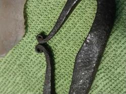 KAV ÇAKMAĞI,  Osmanlı Dönemi Patinesini Almış KAV ÇAKMAĞI ve Çakmak Taşı. 7 x 3 cm.