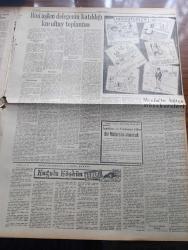 Yeni Ulus Gazetesi - Turkish Newspaper - 26 Şubat 1954 - kardeş Parti yazan Hüseyin Cahit Yalçın Başmakale - CHP olağanüstü kurultayı Dün toplandı - İsmet İnönü'nün kurultay delegelerine hitabesi fotoğraf - İsmet İnönü bir seçimlere ciddi bir vazife hissi ile gireceğiz dedi - Bini aşkın delegenin katıldığı kurultay toplantısında Kasım Gülek önemli bir konuşma yaptı - İsmet İnönü delegelerin büyük tezahüratı arasında kurultaya gelirken fotoğraf - Suriye'de General Edip Çiçekli istifa etti - Mısır'daki gelişme yazan Nihat Erim - Eskimolar çeviren Rahşan Ecevit Yazı Dizisi - Zihni Betil'in Adalet bütçesinde tenkitleri - Ertuğrul Akça mahkum oldu - Pakistan'a yardım hakkında cevap - buzlar boğazı tamamen kapladı - Mükellef'in bahtı yazan Bülent Ecevit - Martine Carol neler anlattı - Kadirli'de de Demokrat Parti çöküyor - karikatürler - Ankara İstanbul Radyosu Programı - Ordulararası futbol şampiyonasına talep - 3 boyutlu film canavarlar sarayı büyük sinemada - Havagücü Güneş maçında hadise