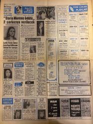 HAFTA SONU GAZETESİ DOĞUM GÜNÜ HEDİYESİ  ( Turkish Newspaper ) - 15 MAYIS 1969 -TAM TAKIM 12 SAYFADIR - Nesrin Sipahi-Cüneyt Arkın-Fatma Girik-Zeki Müren-Mine Mutlu-Safiye Ayla-Ediz Hun-Hülya Koçyiğit-Ajda Pekkan-Aydın Gün-Nevin Pere Aydan-Selma Güneri-Yusuf Sezgin-Aralay Aslan-Belgin Doruk-Johnny Hallyday-Sylvie Vartan-Selda Alkor-Semra Atlay-Fikret Hakan-Gamze Öz-Metin Ersoy-Sevim Çağlayan-Yılmaz Güney-Verda Sümer-Nil Sayar-Kerem Güney-Rıza Konya-Nesrin Sipahi-Serap Mutlu-Alev Işıl-Burhan Atalay-Recep Birgit-Gülşin Dalaman-Gönül Yazar-Safiye Ayla-Sağlık köşesi yazar E. İrmak-Gülsen Bingöl-Taner Diler-Mary Hopkine-E. Humperdinck-Lulu-Gülsün Suna-Fevzi Sunay-Sevim Tuna-Sevda Aydan-Efgan Efekan-Sevda Alpay-Erkan Yolaç-Başar Tamer-Serpil Örümcer-Orhan Günşıray-Tacettin Uygun-Gülsen Kıyak-Saime Üsmen-Göksel Arsoy-Asuman Gevikalp-Mesut Çift-Nurhan Özkul-Ardan Tümer-Ayla Ersoy-Tijen İnaltong Artistlerin vergi durumları için maliye soruşturma açtı-Mine Mutlu’nun aşkı ölüme sebep oldu-Safiye