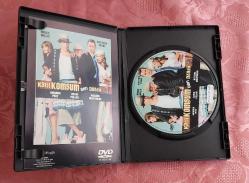 Katil komşum geri döndü.