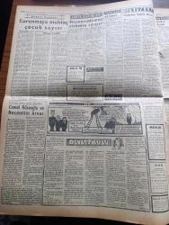 Ulus Gazetesi - Turkish Newspaper - 23 Nisan 1957 - bekleme günleri yazan Hüseyin Cahit Yalçın Başmakale - Atina büyükelçimiz Settar İlksel Yunan Dış Bakanı Averoff ile Dün görüştü - milli Türk Talebe birliğine Ankara'da miting için izin verilmedi - CHP Genel sekreteri Kasım Gülek Dün il kongresinde konuşma yaparken fotoğraf - ulusal egemenlik ve çocuk Bayramı kutlu olsun - hür bir seçim sistemi şarttır - hakim Nefi Demirlioğlu emekliye ayrıldı - 23 Nisan sebebiyle bugün yapılacak törenler - Devlet kuşu yazan Orhan Kemal Yazı Dizisi - Çağdaş İngiliz dramı yazan A. Cemal Arı - Cezayir milliyetçileri Dün 101 ölü verdiler - bir yobaz Atatürk'ün büstünü parçaladı - Amerikan politikası yazan Yakup Kadri Karaosmanoğlu - Ankara'da 24 saat sinema tiyatro programı - 23 Nisan'da çocuklar - Türkiye İran'ı 70 42 yendi - dün İstanbul'da başlayan ordulararası Dünya Basketbol şampiyonasının favorisi Amerikan takımı fotoğraf - Kayseri Havagücü fotoğraf - Beykoz ile bugün Ankaragücü oynuyor