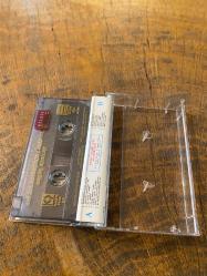 ERGİN KIZILAY - UD İLE SEVDİĞİNİZ ŞARKILAR - KASET