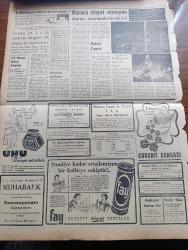 Ulus Gazetesi - Turkish Newspaper - 20 Nisan 1957 - Bir olgunlaşma eseri yazan Hüseyin Cahit Yalçın Başmakale - Yunan hariciyesi Adnan Menderes'in nutkunu inceledi - Afganistan başbakanı Altes Serdar Davut Han Afgan sefaretinde kabul resminde Kasım Gülekle fotoğraf - Türk Amerikan derneği mensupları iftar sofrasında Fotoğrafı - Daily Telegraph'ın Kıbrıs'a dair yazısı - köy  enstitüleri ile öğretmen okullarında eşit şartlar - İzmir'de bugünkü at yarışları - inek Bayramı fotoğraf - Devlet kuşu yazan Orhan Kemal Yazı Dizisi - neden filozof yok yazan H. Nimetullah Öztürk - Sovyet Rusya NATO'yu dağıtmak istiyor - Kıssai Yusuf yazan Yakup Kadri Karaosmanoğlu - Ankara'da 24 saat sinema tiyatro programı - yasak aşk yazan W. Somerset Maugham Yazı - Merkez hakem komitesi üyesi Adnan Akın hakkında tahkikat açılacak - İstanbul'un çetin cevizi Beykoz Hacettepe ve Ankaragücü ile oynayacak - 23 Nisan boks Kupası - Garanti Bankası - kaleci Cemal noterden kaçırıldı - Uhu herşeyin mürekkebi