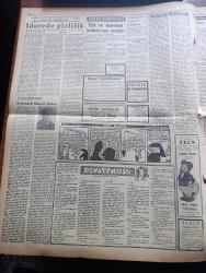 Ulus Gazetesi - Turkish Newspaper - 21 Nisan 1957 - Kıbrıs meselesinde mesuliyetler yazan Hüseyin Cahit Yalçın - dün gece İstanbul'a gelen İngiliz muhalefet parti ileri gelenlerinden Bevan Kıbrıs'ta Türklerin hakları korunmalıdır diyor - İngiliz parlamentosunda Harriman itham edildi - Ankara İşçi sendikaları Birliği Dün kapatıldı - adalet bakanı Hüseyin Avni Göktürk'ün emriyle Yargıtay daire Başkanı Cemal Köseoğlu emekliye ayrıldı fotoğraf - İstanbul'da coplu ve gaz bombalı ekipler ve atlı polisler devriye geziyor - kapsül yokluğundan maden suyu azaldı - Devlet kuşu yazan Orhan Kemal Yazı Dizisi - kaybettiklerimiz rahmetli Nazmi Toker - Türkiye'den habersiz Türk edebiyatı - atom ve Serap yazan Yakup Kadri Karaosmanoğlu - Ankara'da 24 saat sinema tiyatro programı - İstanbul'da televizyon yazan Adalet Cimcoz - Yasak aşk yazan W. Somerset Maugham Yazı Dizisi - İsveç J.İ.G. takımı Yolspor'a 3 1 yenildi fotoğraf - Eşfak Aykaç'a İstanbulspor'a talip - Beşiktaş transfere 100 bin lira ayırıyor