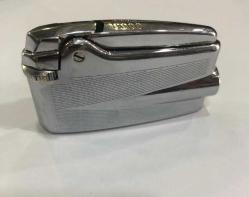 Ronson Varaflame Butane Lighter (1950’ler)