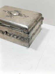 P88-----ALMAN GÜMÜŞÜ ÇOK ŞIK YAŞLI TAKI KUTUSU