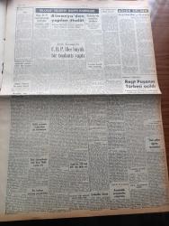 Ulus Gazetesi - Turkish Newspaper - 14 Mart 1950 - sel felaketinden çıkan dersler yazan Profesör Doktor Yavuz Abadan Başmakale - devlet planı üzerinde hükümet çalışmaları ilerliyor - Üstte Cumhurbaşkanı İsmet İnönü kars heyetiyle altta Ulukışla ve gündüzbey heyetleriyle Fotoğraflar - Cemil Sait Barlas devletçiliğimizin geniş bir izahını yaptı - yeni gelen sigara makineleri - Türk Hava kurumunda dünkü toplantı - Sınai kalkınma Bankası statüsü kabul edildi - Merkez Bankası umum müdürü Sadi Bekter fotoğraf - Türk hekimliğinin bir başarısı daha yazan Peyami Safa - Uçan gölgeler yazan Server Bedi Yazı Dizisi - Türk öğrencilerini Irak Kralı Naibi kabul etti - Reşit Paşa'nın türbesi açıldı - Yankee Paşa yazan Edison Marshall yazı dizisi - 18 Mart Çanakkale zaferi için tören yapılacak - Mualla Gökçay Bomonti aile saz salonunda - hemşire Nimet yazan Azmiye Hami Güven Yazı Dizisi - Hamiyet Yüceses ve üstad Hakkı Derman Ankara Vefa gençlik kulübü yararına büyük sinemada konser verecek