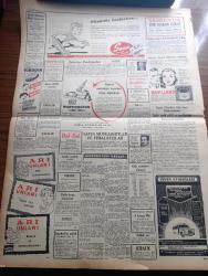 Ulus Gazetesi - Turkish Newspaper - 14 Ekim 1953 - ya sükut ya küfür yazan Hüseyin Cahit Yalçın Başmakale - Ankara Dün Başkent oluşunun 30. Yılını kutladı fotoğraflar - Suriye Türk mallarına el koyuyor - İşte vesika Celal Yardımcı hala inkar edebilecek mi - Devlet Bakanı Celal Yardımcının Ağrıda dini politikaya alet ederek işlediği suç - Churchill çekilmiyor - Adnan Menderes'in kulakları çınlasın - sözleşmeyi çiğneyen parti yazan Nihat Erim - Fenerbahçe İngiliz takımı  Bristol'e 7 4 yenildi - CHP'li gençler Hasanoğlan'ı ziyaret ettiler - muhafazakarlar Kongresi yazan Ahmet Şükrü Esmer -  Windsor Dükü golf maçında fotoğraf - norveç'te gene sosyalistler seçimi kazandı - Ertuğrul Sadi Tek son piyeslerinden birinde fotoğraf - eskrim milli takım seçmeleri - Mithatpaşa  stadı'nda Beşiktaş Adalet Maçı - dünya basınından karikatürler - Tıp aleminde bir tartışma kuşpalazı ve boğmaca aşıları zararlı mıdır - çocuk sayfası - Ankara'nın meşhur kadın berberi Hollywood Selahattin - Tablet Vikodin