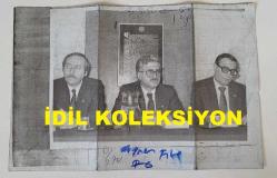 ANAVATAN PARTİSİ'NİN (ANAP) KURUCULARINDAN, ESKİ MİLLİ EĞİTİM GENÇLİK ve SPOR BAKANI VEHBİ DİNÇERLER'İN FOTOKOPİ BASKI AJANS-BASIN FOTOĞRAFI (KAĞIT BASKI) - 21 x 19 cm EBADINDA - VEHBİ DİNÇERLER, NİHAT GÜNER'E İSTİFA ETMESİNİ SÖYLEDİ. 1985