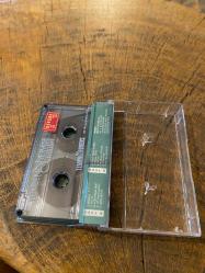 NİLÜFER - YENİDEN YETMİŞE - KASET