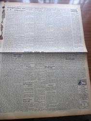 Ulus Gazetesi - Turkish Newspaper - 15 Aralık 1959 - Zirai borçların taksitle ödenmesi istendi - İsmail Rüştü Aksal ile Kemal Satır Dün otomobil kazası geçirdi - CHP teklifine göre çiftçi borçları 10 yıllık taksite bağlanacak - emekli dul ve yetim maaşından vergi kesilmemesi savunuldu - yenilmenin imkansızlığı yazan Bülent Ecevit - Lütfi kırdar'ın Moskova'da konuşması - 11 şeker fabrikası karaborsa malzeme ile tamamlanmış - CHP Genel merkezinin bulunduğu karanfil sokağında yol çalışması durdu fotoğraf - Radyo İnönü adı var diye bir kitap ilanını almadı - geyikli'deki hadise'nin sanıkları dün yargılandı - kumsalda çeviren Bilge Karasu Yazı Dizisi - deneme tiyatrosu yazan Metin And - değişiklik mi Safra Mı Yazan Emil Galip Sandalcı - Patrik Athenagoras Kahire'de - Fenerbahçe Galatasaray ile perşembe günü oynuyor - Nice kalecisi Lamia ilk defa milli oldu fotoğraf - En az gol yiyen kaleci Beşiktaşlı Necmi - Ordu takımımız B.A.C. ve İranla karşılaşacak - Metin Oktay 12 gol ile zirvede