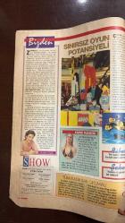 HÜRRİYET YENİ SUPER SHOW DERGİSİ - SAYI : 108 - 9 NİSAN 1995 -BELGİN DORUK - ÖZGE ÖZSAĞMAN - GÜZİDE YÜLEK - AYDIN DOĞAN - ORHAN OLCAY - TÜMER ARGIN - NEJAT SEÇEN - REMZİ ALIŞAN - DOĞAN SATMIŞ - BİRCAN SAYIN AKAR - İNG MARIE - MAEVE HARAN - OYA ALPAR - AZİZE BERGİN - ROBERT DANIAL - PHIL COLLINS - PAVAROTTI - BARİŞ MANÇO - BURAK - UFUK - AJLAN - MİNE - HAKAN PEKER - NALAN  BELGİN DORUK’UN VEFATI VE PAPARAZZİ ELEŞTİRİSİ - LEGO’NUN SINIRSIZ OYUN POTANSİYELİ - AY-YILDIZ MAYO ÇEKİMİ: İNG MARIE - FEMİNİST ROMAN “SAVAŞAN CİNSELLİK” - 21. YÜZYILDA YAŞAM TEKNOLOJİLERİ: ROBOTLAR, TV SİSTEMLERİ, AKILLI EVLER - PROPOL İLE SAĞLIKLI DEĞİŞİM - BARİŞ MANÇO VE “İLAHİ BARIŞ” ŞARKISI  - COŞKUN SABAH - ASYA - AYKUT ORAY - MUHAMMED ALİ - GEORGE FOREMAN - MIKE TYSON - VAN DAMME - BRUCE LEE - JACKIE CHAN  ÖZEL TEST HATLARI - COŞKUN SABAH’IN DÖNÜŞÜ - YASAK SÖZLER - ASYA’NIN YENİ KASETİ - SANATÇI ADRESLERİ - ANILAR HATTI - BOKS VE KARATE OYUN HATLARI - 13. BURÇ: YILAN BURCU - ÇARPIŞAN KALPLER - KAY  - 26 SAYFA