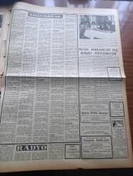 Ulus Gazetesi - Turkish Newspaper - 8 Mart 1958 - kayıpların isimleri Dün de açıklanmadı - batan Üsküdar vapuru için bugün motor ve sandallarla denizde cesetler aranacak  - sağlık Bakanı Lütfi Kırdar faciadan habersiz - İsmet İnönü gençlerle fotoğraf - Şemsettin Günaltay ve Kasım gülek'e 2 soru - Üsküdar vapuru faciasının sebep ve mesulleri hakkında resmi makamlar hiçbir şey söylemiyorlar - siyasal bilgiler fakültesi öğrenci derneği yıllık genel kurul toplantısı fotoğraf - Kasım Gülek Hüseyin Nail Kubalı'yı ziyaret etti - baraja kavuştuktan sonra beypazarı'nda elektriğe ve su ücretlerine zam - dünkü basın davaları - Doktorlar asgari ücret istiyorlar - Karapürçek yazan M. Sunullah Arısoy Yazı Dizisi -  bir fetva ve bir Fatiha yazan Yakup Kadri Karaosmanoğlu - devlet operası sanatkarlarından Avni Subaşı ile Shirley Pain'in nikahı fotoğraf - taçsız Kral filmi büyük sinemada - Ankara'da 24 saat sinema tiyatro programı - şampiyonada düğümü çözecek iki maçtan birisi bugün Hacettepe Güneş
