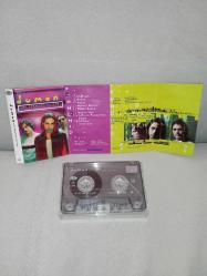 Kaset Duman Eski Köprünün Altında albümü. Orijinal. Grubun ilk albümü. Baştan sona sorunsuz çalışıyor. Koleksiyonluk