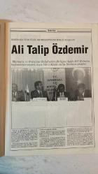 BAKIRKÖY POSTASI DERGİSİ - 7–13 HAZİRAN 1994 SAYI: 43  OĞUZ OKTAY YÜCESAN – ERGUN KÖKNAR – GÜVEN MUTLU – SALİH GÜNAY – AYTEN ODABAŞI – DERYA ALDAŞ – MELTEM ŞENTÜRK – SERKAN YAŞAR – HASAN UĞUR NAYIR – ERGÜL GÜNERHAN – FUAT SARIKAYA – ERCAN TİLMAŞ – LATİF ALİ YILDIRIM – ALİ ÖZER – SEDAT KİMİL – TEKİN TUNÇEL – HÜLYA YÜCESAN – LÜTFÜ TOPRAÇ – ALİ TALİP ÖZDEMİR – NURETTİN SÖZEN – FİKRET TOKSOZ – ASUMAN SUAR – PERİHAN YURDAL – SELEN YURDAL  MARMARA VE BOĞAZLAR BELEDİYELER BİRLİĞİ BAŞKANI ALİ TALİP ÖZDEMİR SEÇİLDİ – ÇEVRE SORUNLARI OTURUMU: ÇEKMECE GRUBU – ÇÖP SORUNU BİTMİYOR – BAKIRKÖY BELEDİYESİ AŞEVİ KURDU – BASAD’IN İLK GENEL KURUL TOPLANTISI – FLORYA VE YEŞİLKÖY’DE CAMİ BİLMECESİ – BAKIRKÖYSPOR ALTYAPIYA YÖNELİYOR, 17 FUTBOLCU SATIŞTA – KAŞ’IN GÖZÜNÜ ÇIKARMIŞLAR: OĞUZ OKTAY YÜCESAN’IN GEZİ YAZISI – “SELEN ÖLMEYECEK” YARDIM KAMPANYASI – AFEM BAŞKANI ASUMAN SUAR İLE RÖPORTAJ – BAKIRKÖY’DE SANAT VE DERNEKÇİLİK SORUNLARI – BİR SOLUKTA BAKIRKÖY  - TAM TAKIM EKSİKSİZ 40 SAYFA