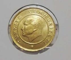 ALTIN RENKLİ 25 KURUŞ 2023 KAPAMA İÇİNDE