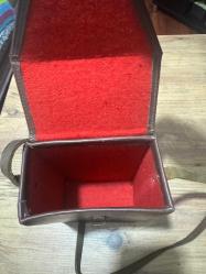 VİNTAGE ÇANTA DERİ 1982 SOVYETLER RUSYA ASKERİ SUBAYLARININ ÖZEL KULLANIM VE HARİTA DERİ ÇANTA ORJİNAL ÜRÜNDÜR Boy 21 CM 13x8 cm KOLEKSİYON ÜRÜNDÜR