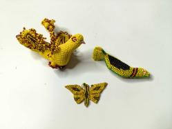 Cezaevi İşi Cam Boncuk Kuş Biblosu - Eski Kuş - Kelebek Biblo - Boncuk Sanatı - Lot