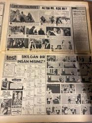 HAFTA SONU GAZETESİ DOĞUM GÜNÜ HEDİYESİ  ( Turkish Newspaper ) - 25 TEMMUZ 1971 -TAM TAKIM 8 SAYFADIR -Göksel Arsoy -Ümit Yaşar Oğuzcan -Nilüfer Koçyiğit -Ekrem Bora -Cüneyt Arkın -Arzu Okay -Yusuf -Sevda Ferdag -Metin Ersoy -Öztürk Serengil -Sevim Tuna -Müjdat Gezen -Serpil -Nihavent -Avni Yalçın -Müşerref Tezcan -Acı Pirinç -Mualla Süer -Nedret Tosun -Ediz Hun -Nurhat Taylan -Tuna Taylan -Muhtar Gezen -Katja Ebstein -Melike Umay -Abdülvahap -İbrahim Eren -Sevil ve Yüral -Erol Büyükburç -Dursun Salmen -Nathalie Delon -Alain Delon -Anthony Delon -Ira Furstenberg -Dirk Bogarde -Bjørn Andersen -Melina Mercouri -James Bond -Gönül Ülkü -Gazanferr Özcan -Yeşim Oğulcül -Memduh Ün -Ayhan Aydan -Leyla ve Hakan Ulusak -Sadiye ve Şerafettin Özdemir -Ayşe Küntür -Haldun Aktürk -Atagül Özdemir -Cengiz Akduman -Alp Arslan -Ahmet Karabulut -Neslişah Kunt -Bülent Gündüz -Prof. Dr. Adnan Yücel -Doç. Dr. Salih Eriş -Ayfer Dinç -Feridun Tüzün -Şeraf Yurga -Mahin Sandırcıoğlu -Bengül Hotar -Fikri Öcal -A