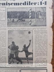 Ulus Gazetesi - Turkish Newspaper - 31 Mart 1958 - Çubuklu barajı'nda dün büyük Bir tehlike önlendi - Ankaragücü stadı'nda Galatasaray 1 Fenerbahçe 1 fotoğraf - İngiliz hükümeti son kararında direniyor Kıbrıs'ta Türk uçaklarına konan kayıtlar henüz kaldırılmadı - sendika başkanları toplanıyor - Bulganin'in yeni görevi - Tabipler Bankası yönetmeliği hazır - İsrail ve Suriye Kuvvetleri çarpıştı - Cumhuriyetçi Millet Partisi Hürriyet İle birleşmek istediğini açıkladı - Karapürçek yazan M. Sunullah Arısoy Yazı Dizisi - gizli Radyo Türkçe yayına devam ediyor - İspanya'da grev durumu - Ankara'da 24 saat sinema tiyatro programı - 12.000 meraklının 137.080 lira ödeyerek takip ettiği maç Galatasaray Fenerbahçe - Metin Oktay'ın golü fotoğraf - Fenerbahçe kalecisi Şükrü'nün müdahalesi fotoğraf - Türkiye basket şampiyonasında Fenerbahçe ve Galatasaray Galip - Ömer Besim koşusu - Gençlerbirliği kasımpaşa'ya 3-1 yenildi - evlat filmi Dörtyol Melek ve Dışkapı şan sinemasında - Raybank