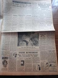Ulus Gazetesi - Turkish Newspaper - 1 Ocak 1950 - 1950 senesi yazan Hüseyin Cahit Yalçın Başmakale - bu asrın gururu ve utancı yazan Peyami Safa - Başbakan Şemsettin Günaltay'ın İstanbul CHP kongresindeki nutku fotoğraf - Marshall planı Türkiye'de başarıyla tatbik ediliyor - Russell Dorr ilerleme Türk halkının da geniş işbirliğine ihtiyaç gösterecek dereceye geldi diyor fotoğraf - Merhum Mustafa Necati'nin ölüm yıldönümü - Yeni Yıl uğurlu olsun - Celal Bayar düşmanlık politikasını terk etmeyeceğini söylüyor - yılbaşı piyangosu dün akşam çekildi - 1950 yazan Falih Rıfkı Atay - pazar konuşması yazan Server Bedi - adliye sarayı'nın inşasına yazın başlanacak - Margaret Lockwood İle Norman Wooland hazin Aşk filminin bir sahnesinde Fotoğrafı -  Perihan Altındağ Sözeri Bomonti aile saz salonunda - Safiye Ayla Bomonti Aile saz salonunda - tam 10 yıl önce Staline verilen hediyeler - taklit sanatın rekorunu kıran Cevat Kurtuluş küçük tiyatroda - Birinci devre lig maçlarının son karşılaşmaları