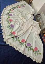 KANAVİÇE İŞLEMELİ ETEK 100 X 200 CM.