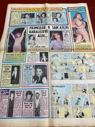 HAFTA SONU GAZETESİ DOĞUM GÜNÜ HEDİYESİ  ( Turkish Newspaper ) - 10 EKİM 1971 -TAM TAKIM 6 SAYFADIR -Nilüfer Koçyiğit -Altan Karındaş -Ayhan Işık -Semra Sar -Nalan Yırtık -Hülya Darcan -Rüçhan Çamay -Sevda Ferdag -Yılmaz Güney -Fatyo -Suna Keskin -Sevim Tuna -Zeynep Tedü -Pakize Suda -Turgut Akyüz -Hayri Pekşen -Selma Ersöz -Salim Dündar -Ümit Yaşar Oğuzcan -Cem Karaca -Tony Esmeralda -Yves Montand -Viviya Esensky -Boris Bolan -B.B. (Brigitte Bardot) -Carol Baker -Catherine Spaak -Jean Tringali -Raquel Welch -Demir Karahan -Erol Evgin -Orhan Atasoy -Oksan -Nuran Dede -Erol Yalçın -Hüseyin Bayburt -Nurten Baloğlu -Eser Tengüler -Ümit Erdinç -Suat Uygun -Selda Bağcan -Doğan Cankırılı -Martha Reeves -Harold Vick -Cem Karaca -Nuran Aksu -Mustafa Uzunköprü -Fikret Kızılok -Nevin Nuray -Gülsen Kamu -Altan Poyraz -Serpil Örümcer -Gönül Yüksel -Erol Taş -Erol Tümen -Erdo Vatan -Zeki Müren -Azmi Nihad - Nilüfer Koçyiğit başta 4 sanatçı icraya verildi -Ayhan Işık Monte Carlo oto yarışına katılac
