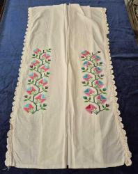 KANAVİÇE İŞLEMELİ YASTIK SARGISI 80 X 90 CM.