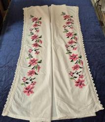 KANAVİÇE İŞLEMELİ YASTIK SARGISI 90 X 105 CM.