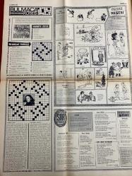 HAFTA SONU GAZETESİ DOĞUM GÜNÜ HEDİYESİ  ( Turkish Newspaper ) - 17 EKİM 1971 -TAM TAKIM 6 SAYFADIR -Türkan Şoray -Aytaç Arman -Fatma Girik -Nilüfer Koçyiğit -Ahmet Sezgin -Neşe Karaböcek -Feri Cansel -Keloğlan -Ayvaz Balkaya -Altan Erbulak -Murat Soydan -Tanju Okan -Barış Manço -Ödemiş Erdoğan -Şenay -Aretha Franklin -Procol Harum -Cilla Black -Ahmet Hoşgör -Sadettin Işık -Claudine Auger -John Wayne -Philippe Labronn -Charles Bronson -Glenda Jackson -Ayşe Abla -Tacettin Uygun -Ferdi Özbeğen -Azmi Nihad -Selda Bağcan -Demir Karahan -Erol Evgin -Orhan Atasoy -Gülsen Yetkin -Hüseyin Bayburt -Necdet Kambek -Vediye Bursalı -Nuran Kavlanlı -Müfit Brandt -Fikri Yalçın -Boşnak Paşa -Hüseyin Hümeyra Paşa -Harold Vick -Martha Reeves -Rüştü Demirci -Bedri Ayseli -Sevim Deran -Gülden Karaböcek -Cengiz Coşkuner -Dursun Sakın -Muzaffer Şahin -Abdullah Tan -Serpil Örümcer -Selma Güneri -Gönül Yüksel -Altan Poyraz -Erol Taş -Erdo Vatan -Nevin Nuray -Gülsen Kamu -Doğan Cankırılı -Yılmaz Güney -Süha Do