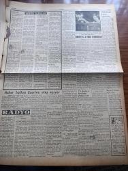 Ulus Gazetesi - Turkish Newspaper - 29 Ocak 1958 - Kıbrıs'ta 6 Türk öldürüldü - Kıbrıs Adası küçük bir Budapeşte halindedir - Kıbrıs'ta asker halkın üzerine ateş açıyor -  Kıbrıs Türktür Partisi Genel sekreteri avukat Osman Örek - ellerinde bayraklar olduğu halde yürüyen Türklerin üzerine insafsızca ateş açıldı fotoğraf - Amerika Kara Kuvvetleri komutanı General Taylor Kore  Sefiriyle fotoğraf - askeri planlama kurmayı kuruldu - teşkilatın başına Korgeneral Ekrem Akalın getirildi - Ankara'da Amerikan sefaretine atılan iki bomba hadisesi - Ege tütün piyasası açıldı - komisyonda CHP'nin tenkitleri telefon işlemez telgraf vaktinde alınmaz trendeki izdihamdan geçilmez - Başbakan Adnan Menderes'in kıbrıs'taki olaylar hakkında demeci - tıp fakültesinde bir profesör tehdit edildi - Vatan Yolunda Milli mücadele hatıraları yazan Yakup Kadri Karaosmanoğlu - niçin toplandılar yazan Bülent Ecevit - Bağdat Paktı ve İsrail yazan Ahmet Şükrü Esmer - Ankaragücü Mülkiyeyi 55 54 yendi - Fenerbahçe
