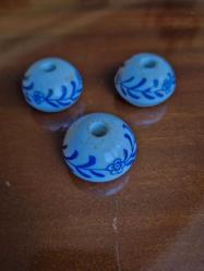 1900 lü yıllardan  porselen dolap düğmeleri