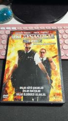 SIKI AYNASIZLAR - HOT FUZZ - ONLAR KÖTÜ ÇOCUKLAR ONLAR İNATÇILAR ONLAR ÖLDÜRÜCÜ SİLAHLAR - SIMON PEGG NICK FROST - DVD FİLM UNIVERSAL 2007