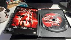 RESIDENT EVIL - ÖLÜMCÜL DENEY - MILLA JOVOVICH MICHELLE RODRIGUEZ - NEW FILMS 2003 - TÜRKÇE DUBLAJ VE ALTYAZI VARDIR...