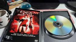 RESIDENT EVIL - ÖLÜMCÜL DENEY - MILLA JOVOVICH MICHELLE RODRIGUEZ - NEW FILMS 2003 - TÜRKÇE DUBLAJ VE ALTYAZI VARDIR...