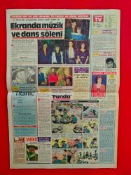 Hülya Avşar - Yaban Gülü - 1984 Renk Gazetesi - Tek Yaprak