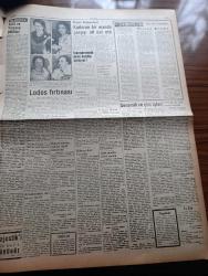 Ulus Gazetesi - Turkish Newspaper - 9 Ocak 1958 - Kıbrıs'a dair kararlar İngiliz projesi tespit edildi - Dışişleri bütçesinde Dün gizlilik kararı verildi - başta CHP Genel sekreteri Kasım Gülek olmak üzere birçok milletvekilleri söz almışlardır - döviz suistimalinin tahkikatı genişliyor - Maraş ve Ordu seçimleri tasdik edildi - İstanbul Üniversitesi senatosu toplanıyor - PTT yeni bir zam usulü keşfetti - Celal Bayar General Arif Onat ile görüştü - seramik sanatçısı bayan Füreyya'nın öyküsü fotoğraf - Vatan Yolunda Milli mücadele hatıraları yazan Yakup Kadri Karaosmanoğlu Yazı Dizisi - NATO ve Varşova paktları yazan Ahmet Şükrü Esmer - amasya'nın sesi gazetesinin matbaasını Vali kapattı - Mister Brown Yazan Yakup Kadri Karaosmanoğlu - postacının kızı filmi büyük sinemada - senin için filmi başrolde Nedret Güvenç Nursan Alçam park ve sus sinemasında - Ankara'da 24 saat sinema tiyatro programı - Ordu takımımızı çalıştırması için Dick'in Kulübü Galatasaray'a dün müracaat edildi