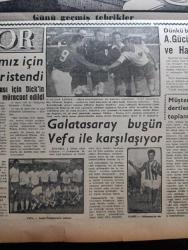 Ulus Gazetesi - Turkish Newspaper - 9 Ocak 1958 - Kıbrıs'a dair kararlar İngiliz projesi tespit edildi - Dışişleri bütçesinde Dün gizlilik kararı verildi - başta CHP Genel sekreteri Kasım Gülek olmak üzere birçok milletvekilleri söz almışlardır - döviz suistimalinin tahkikatı genişliyor - Maraş ve Ordu seçimleri tasdik edildi - İstanbul Üniversitesi senatosu toplanıyor - PTT yeni bir zam usulü keşfetti - Celal Bayar General Arif Onat ile görüştü - seramik sanatçısı bayan Füreyya'nın öyküsü fotoğraf - Vatan Yolunda Milli mücadele hatıraları yazan Yakup Kadri Karaosmanoğlu Yazı Dizisi - NATO ve Varşova paktları yazan Ahmet Şükrü Esmer - amasya'nın sesi gazetesinin matbaasını Vali kapattı - Mister Brown Yazan Yakup Kadri Karaosmanoğlu - postacının kızı filmi büyük sinemada - senin için filmi başrolde Nedret Güvenç Nursan Alçam park ve sus sinemasında - Ankara'da 24 saat sinema tiyatro programı - Ordu takımımızı çalıştırması için Dick'in Kulübü Galatasaray'a dün müracaat edildi