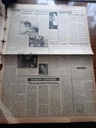 Ulus Gazetesi - Turkish Newspaper - 2 Ocak 1958 - Londra'da Kıbrıs'ın kaderi görüşülüyor - 1958'i görevleri başında karşılayanlar fotoğraf - Suudi Arabistan Bağdat Paktına katılmayacak - Güney kutbuna doğru ilerleyen Fuchs dan hiçbir haber alınamadı - 2 ay tutuklu kalan Cemil Sait Barlas evine döndü eşiyle fotoğraf - eski milli eğitim bakanlarından Mustafa Necati Dün anıldı fotoğraf - Arnavutluk bir İngiliz uçağını Tevkif etti - Beşiktaş Vefa ile dün yenişemedi - yeni İsrail kabinesi - Vatan Yolunda Milli mücadele hatıraları yazan Yakup Kadri Karaosmanoğlu - muhalefetteki hükümet yazan Bülent Ecevit - Yeni yıl ve Titanik vapuru yazan Yakup Kadri Karaosmanoğlu - yılbaşını görevleri başında geçirenler röportaj Örsan Öymen - geçen yılın olayları - 1957 yılında kaybettiğimiz değerler - Ankara'da 24 saat sinema tiyatro programı - anti demokrasi çizen Mim Uykusuz - çöl esrarı filmi Ankara sinemasında - Gelin Ayşem filmi başrolde Muhterem Nur Altan Erbulak Gönül Beyhan park ve sus sinemasında