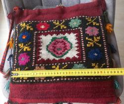 VİNTAGE KÖK BOYA EL DOKUMASI HALI ÇANTA. KONDİSYON YÜKSEK KOLEKSİYONLUK NADİR