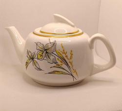 Sümerbank üretimi seramik çaydanlık.