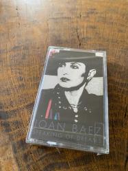 JOAN BAEZ - SPEAKING OF DREAMS - KASET (JELATİNİNDE)