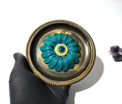 Pirinç Nazarlık - Metal Nazar Boncuğu - Çiçek Desenli Nazarlık - Nazar Boncuklu Kabartmalı Tabak - Kapı Duvar Süsü