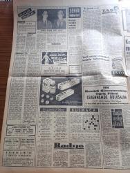 Milliyet Gazetesi - Turkish Newspaper - 21 Mayıs 1962 - Adalet Partisi affı 29 Ekim'den önce istiyor - Cemal Gürsel buhran geçecek dedi - kuşlar bir uçağa çarptı uçak yeşilköy'e mecburi iniş yaptı - Adalet Partisi genel başkanı Ragıp Gümüşpala ve Turhan Kapanlı toplantıda fotoğraf - Başkan Cemal Gürsel dün sabah gezmesinde arkadaşımız Orhan Tokatlı'nın sorularını cevaplandırıyor Fotoğrafı - sirkeci'de 2 Otel 7 dükkan yandı fotoğraf - 22 Şubat olaylarına karışıp emekliye sevk edilenlerden 28 subay danıştay'da iptal davası açtılar - Talat Aydemir konuşuyor fotoğraf - İstanbul Ankara Teknik Üniversite radyo programı - milliyet'ten mektup yazan Abdi İpekçi - bir parçacık seviye yazan Çetin Altan - İstanbul'da sinema tiyatro programı - sanayi bakanı Fethi Çelikbaş yatırımlar hızlandırılacak dedi - Abdülcanbaz'ın maceraları çizen Turhan Selçuk - Kızıl kadırga yazan Abdullah Ziya Kozanoğlu Yazı Dizisi -  Metin Oktay'lı Palermo Hajduku Yendi - güreş milli takımları bugün atina'ya gidiyor