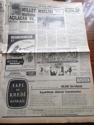 Milliyet Gazetesi - Turkish Newspaper - 23 Nisan 1962 - hasta sakat ve çok yaşlı siyasi mahkumlar hakkında Cumhurbaşkanı Cemal Gürsel siyasi af için yetkisini kullanacak - Ragıp Gümüşpala itham ediyor - Cumhuriyetçi Köylü Millet Partisi kurultayında bir araya oturan ve Osman bölükbaşı'ya karşı Ahmet Tahtakılıçı destekleyen delegeler fotoğraf - Anayasa mahkemesi kuruluyor - egemenlik ve çocuk Bayramı bugün bütün yurtta kutlanıyor - Suni böbrek cihazı bir hayat kurtardı - egemenim egemensin yazan Çetin Altan - İstanbul Ankara Radyosu Programı - 23 Nisan 1920 arifesinde Anadolu basını yazan Ömer Sami Coşar - Abdülcanbaz'ın maceraları çizen Turhan Selçuk - şehir tiyatrosunda yılın son oyunları yazan Altan İlkin - Brigitte Bardot kriz geçirdi fotoğraflar - Arçelik buzdolabı - genç milli takımımız grup birinciliğine yaklaşıyor - Genç milli takımımızın fransa'yı 2-0 yendiği maçtan fotoğraf - Fenerbahçe'nin Karagümrük karşısında galibiyet hakkı değildi fotoğraf - Vefa 1 Feriköy 0