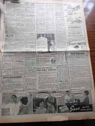 Milliyet Gazetesi - Turkish Newspaper - 23 Nisan 1962 - hasta sakat ve çok yaşlı siyasi mahkumlar hakkında Cumhurbaşkanı Cemal Gürsel siyasi af için yetkisini kullanacak - Ragıp Gümüşpala itham ediyor - Cumhuriyetçi Köylü Millet Partisi kurultayında bir araya oturan ve Osman bölükbaşı'ya karşı Ahmet Tahtakılıçı destekleyen delegeler fotoğraf - Anayasa mahkemesi kuruluyor - egemenlik ve çocuk Bayramı bugün bütün yurtta kutlanıyor - Suni böbrek cihazı bir hayat kurtardı - egemenim egemensin yazan Çetin Altan - İstanbul Ankara Radyosu Programı - 23 Nisan 1920 arifesinde Anadolu basını yazan Ömer Sami Coşar - Abdülcanbaz'ın maceraları çizen Turhan Selçuk - şehir tiyatrosunda yılın son oyunları yazan Altan İlkin - Brigitte Bardot kriz geçirdi fotoğraflar - Arçelik buzdolabı - genç milli takımımız grup birinciliğine yaklaşıyor - Genç milli takımımızın fransa'yı 2-0 yendiği maçtan fotoğraf - Fenerbahçe'nin Karagümrük karşısında galibiyet hakkı değildi fotoğraf - Vefa 1 Feriköy 0
