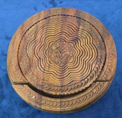 26 cm Çapında İç içe Geçmeli Kaldırıldığında Şekerlik Olarak Kullanılabilen Ahşap Dekoratif Nihale