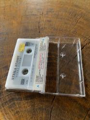 ATİLLA ATASOY - GİZLİ ÇİÇEK - KASET