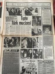 ŞEY HAFTALIK MAGAZİN GAZETESİ DOĞUM GÜNÜ HEDİYESİ  ( Turkish Newspaper ) - 18 MART 1989 -TAM TAKIM 10 SAYFADIR -Nazan Şoray-Turan Çevik-Türkan Şoray-Ayşegül-Neşe Aksoy-Sevim Egesoy-Sibel Barış-Lokman-Müşerref Akay-Hümeyra-Sisi-Metin Sarp-İpek Pınar-Nur Sürer-Müjde Ar-Ferdi Özbegen-Tülay Karaca-Zinnur Karaca-Atilla Arcan-Zeki Müren-Müjdat Gezen-Gönül Yazar-Yalçın Gülhan-Çetin Alp-Atilla Yelken-Meral Somen-Atila Özdemiroğlu-Yıldırım Aktuna Nazan Şoray’a çamur-Turan Çevik yüzünden başı yine dertte-Namusuna sürülen kara lekeyi silmek için her şeye razı-Tek desteği ablası-SHP’de Sultan hayranlığı-Ayşegül’ün son kumarı-Neşe Aksoy’un gizlediği nikah-Sevim Egesoy kural tanımıyor-Bu kadına “dur” diyecek yok mu-Lokman’la evleniyorum-Müşerref’e sevgi çemberi-Çirkin dedikodu-Benim kocam olamadı ki-Bu dostluğun tadı başka-Ferdi’nin zor günleri-Travesti Tolga’ya rağbet çok-Teyzesinin yolundaki dansöz-Tükenmez sermayeler-Kızıyla yarışıyor-Cankurtaran’a onlar da saldırdı-Yıldırım Aktuna’yı da geçti-Ba